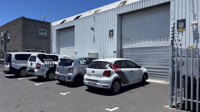 To Let commercial Property for Rent in Maitland Western Cape